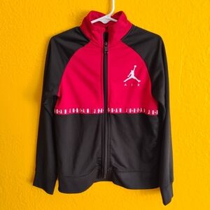 Air Jordan Red Black Lightweight Jacket Boy's Kids Size 6
